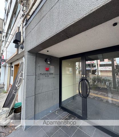 ＪＲ阪和線 長居駅 徒歩4分 5階建 築53年の外観写真