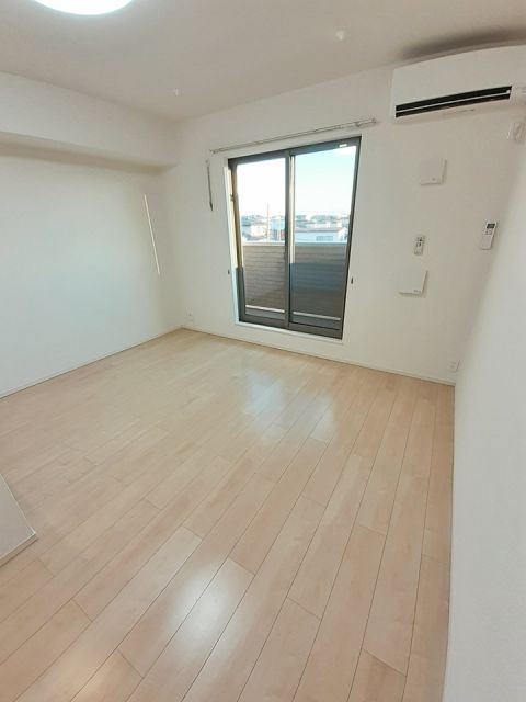 ルミエールの居間写真