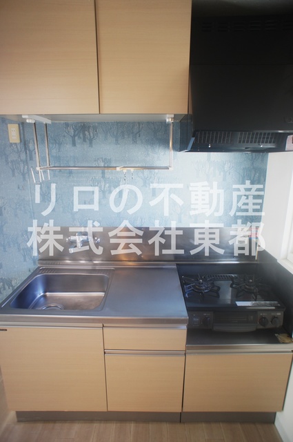 小田急線 千歳船橋駅 徒歩10分 2階建 築39年のキッチン写真