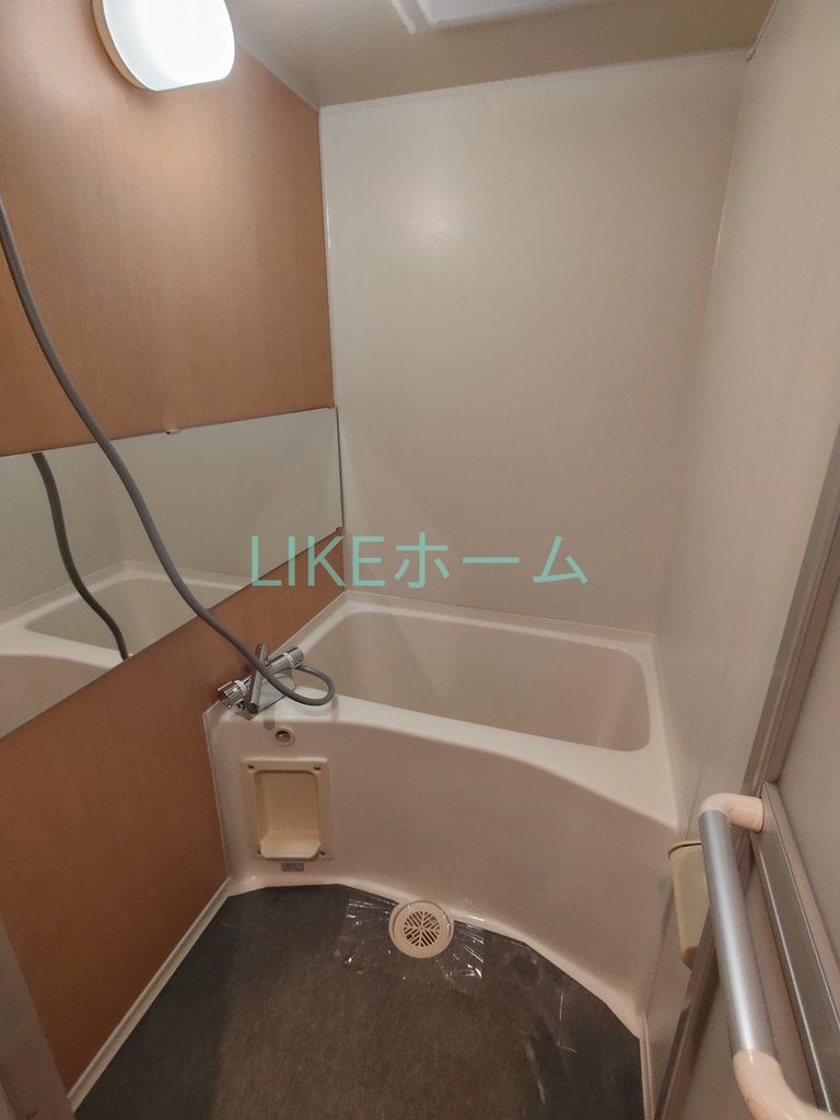 バス・シャワールーム　バス