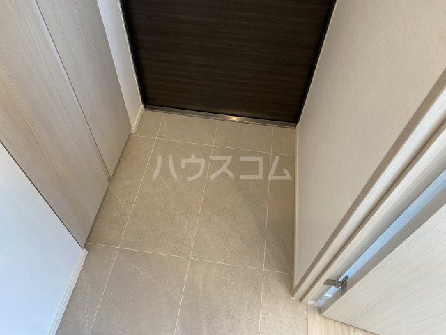 ザ・パークハビオ行徳駅前の玄関写真