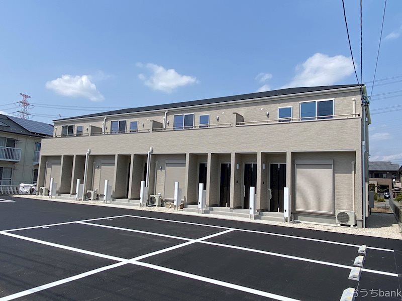 建物外観　南向きで日当りの良い物件です。