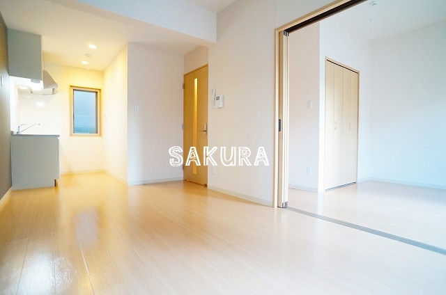居室・リビング　開放感のあるゆったりとしたお部屋です♪