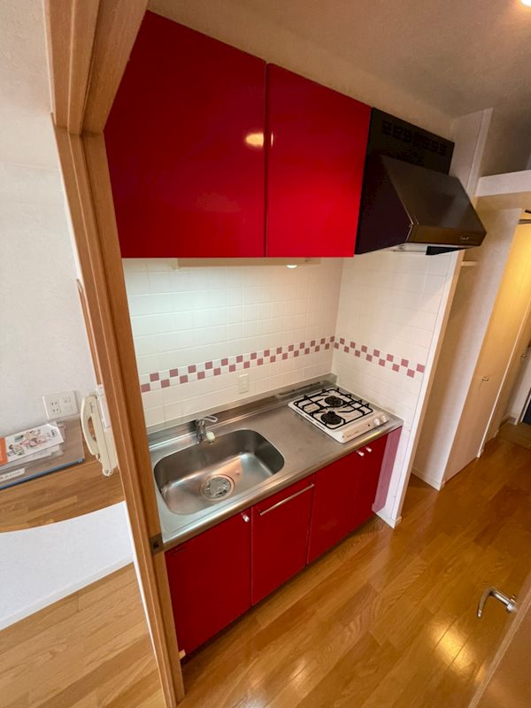 西鉄天神大牟田線 薬院駅 徒歩10分 12階建 築22年のキッチン写真