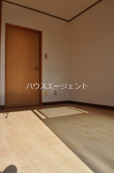 その他部屋・スペース　最上階なので、明るさは良好。
