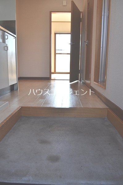 玄関　玄関です。
