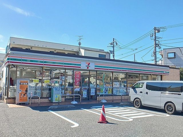 コンビニ　セブン－イレブン（コンビニ）まで227m