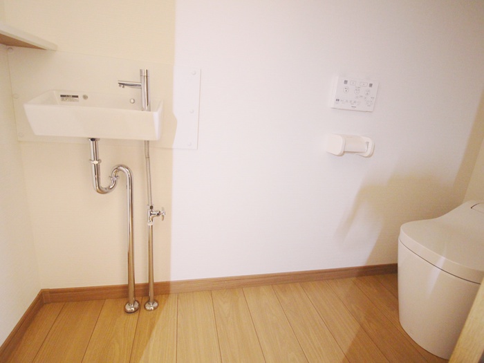 Roomのトイレ写真