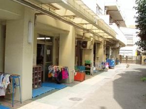 幼稚園・保育園　荒川保育園（幼稚園・保育園）まで364m
