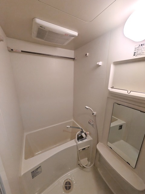 バス・シャワールーム　別部屋同間取り