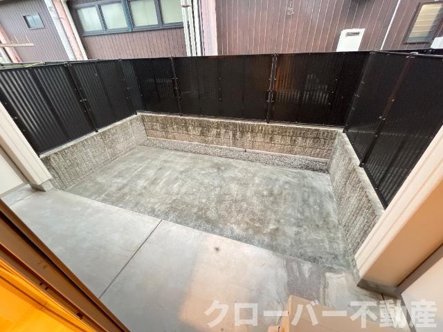 バルコニー　庭