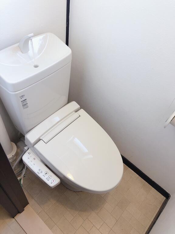ブロッサムビルのトイレ写真