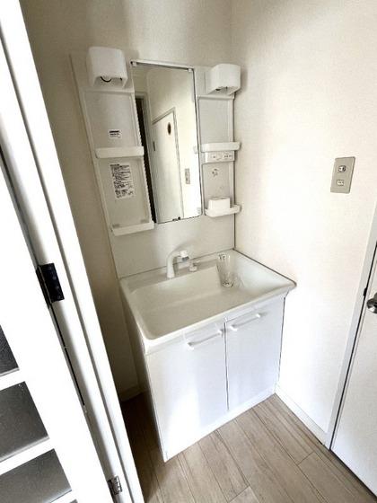 洗面設備　他号室のお写真です
