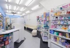 ドラックストア　さいとう薬局みなみ店（ドラッグストア）まで336m