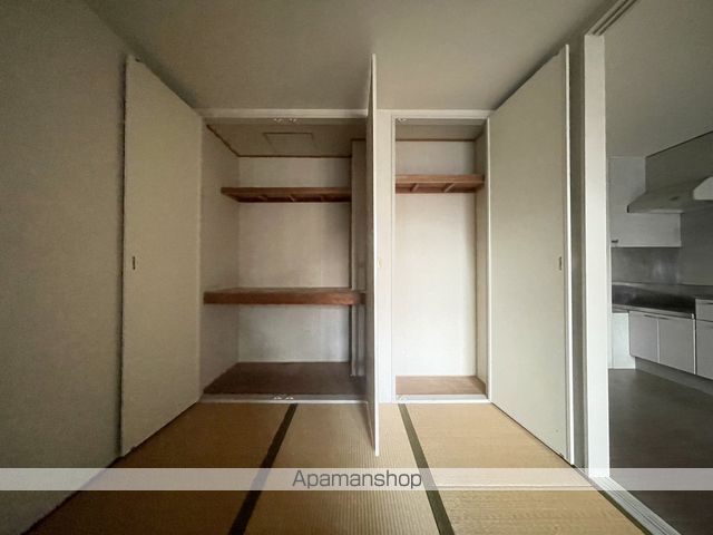 ガーデンヒルズ野口A棟の内装写真