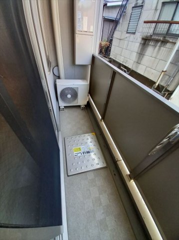 バルコニー　※同タイプ別号室の参考写真です