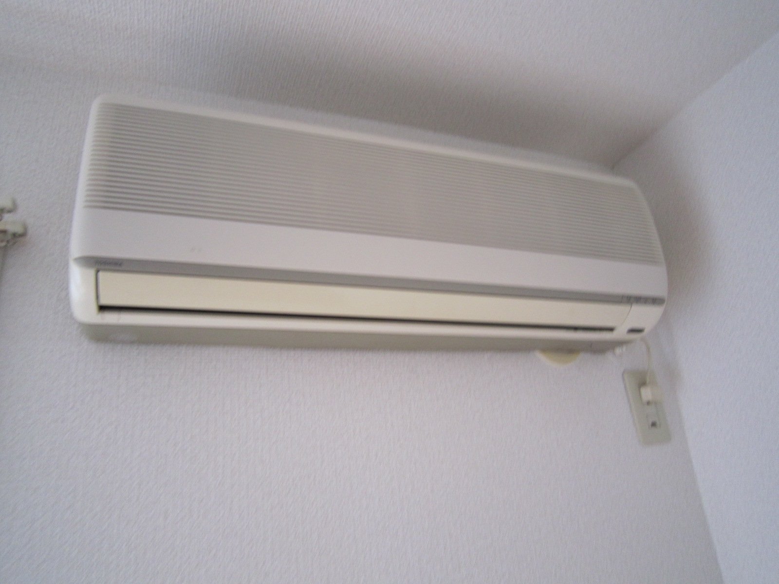 その他設備　洋室エアコン