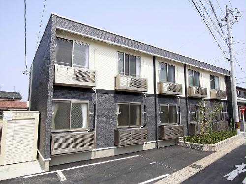 レオネクストピエス石川の建物外観