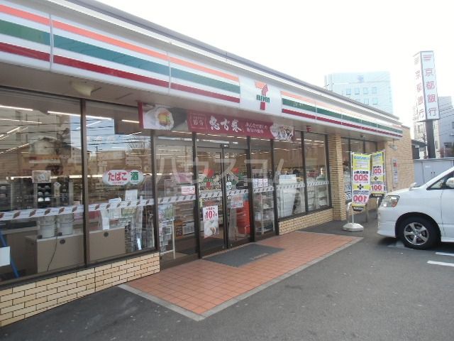 【刈谷市恩田町のマンションのコンビニ】