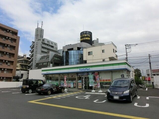 コンビニ　ファミリーマート所沢緑町二丁目店（コンビニ）まで1138m