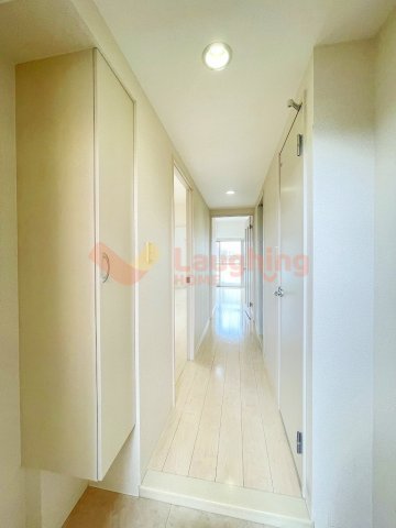 玄関　落ち着いた玄関です