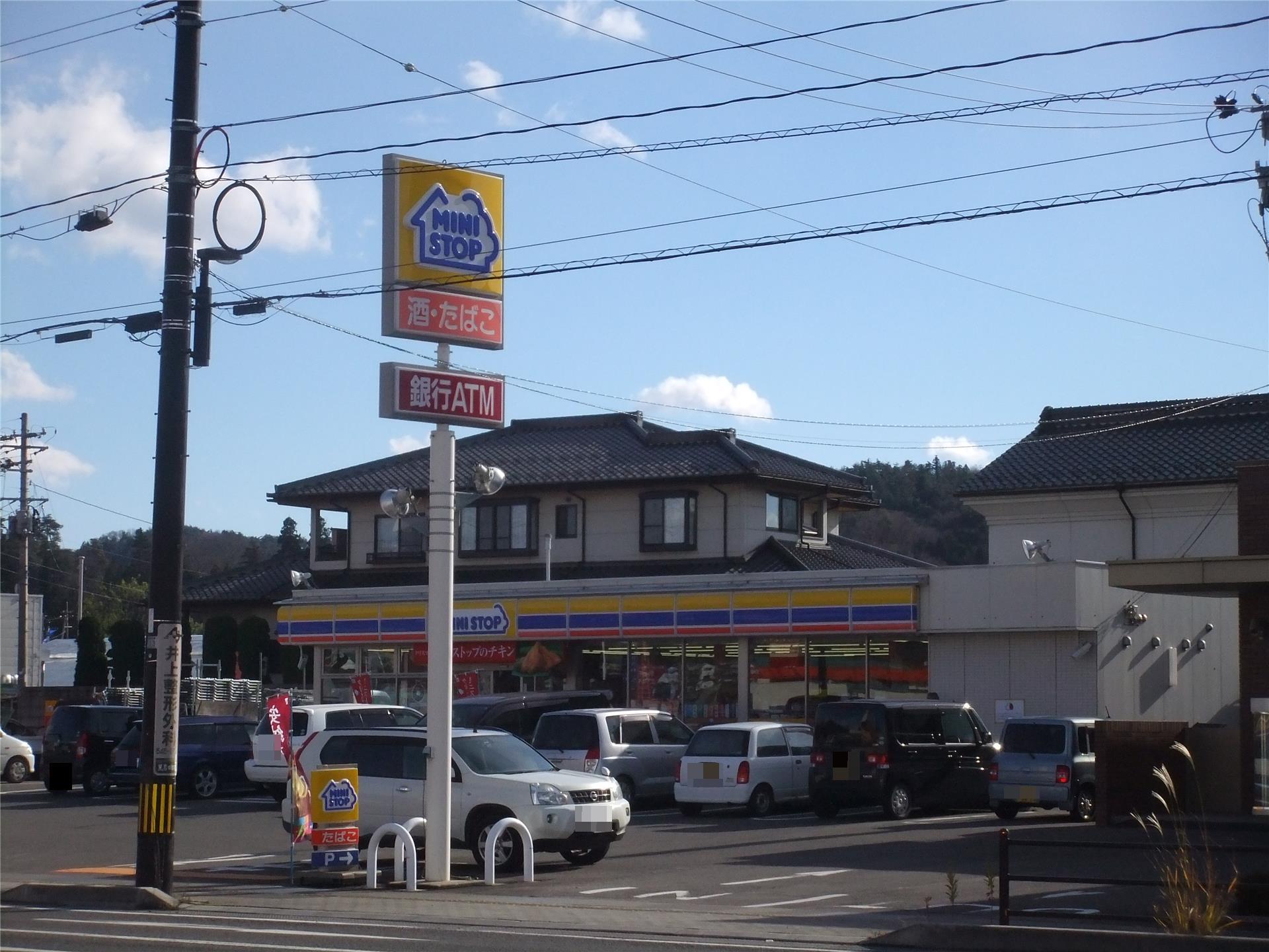 コンビニ　ミニストップ福島黒岩店（コンビニ）まで482m
