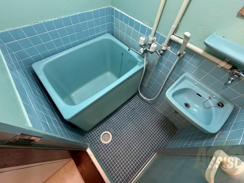 バス・シャワールーム　お風呂になります。一日の疲れを癒してくださいね。