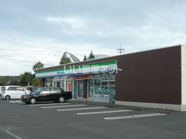 コンビニ　ファミリーマート 指宿なのはな館前店（コンビニ）まで1104m