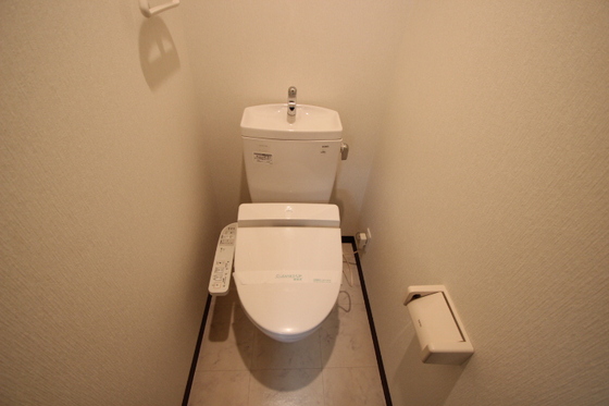 トイレ　※別部屋の写真です