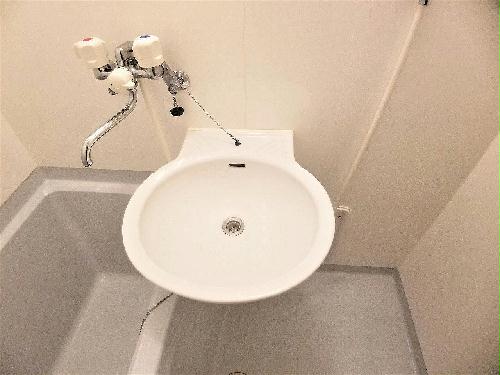 洗面設備　設備・仕様は号室により異なる為、現況を優先致します。