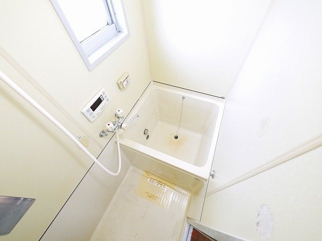 バス・シャワールーム　お風呂で日々の疲れを落としましょう