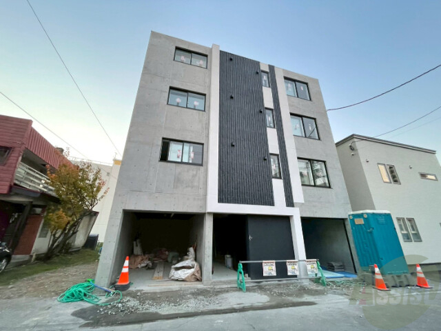 建物外観　豊平区豊平８条「Ｇｒａｃｅ学園前」