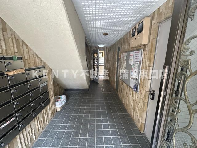 ロビー　建物の内部です