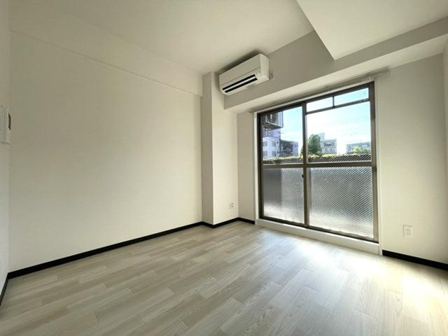 居室・リビング　洋室　５．５帖