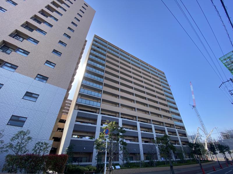 キングス夢咲シティひかりの街シャインコートC棟の建物外観