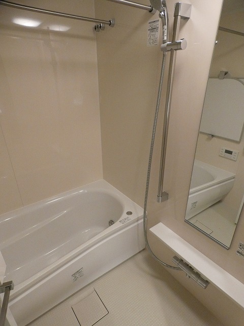 バス・シャワールーム　バス※別部屋参考写真
