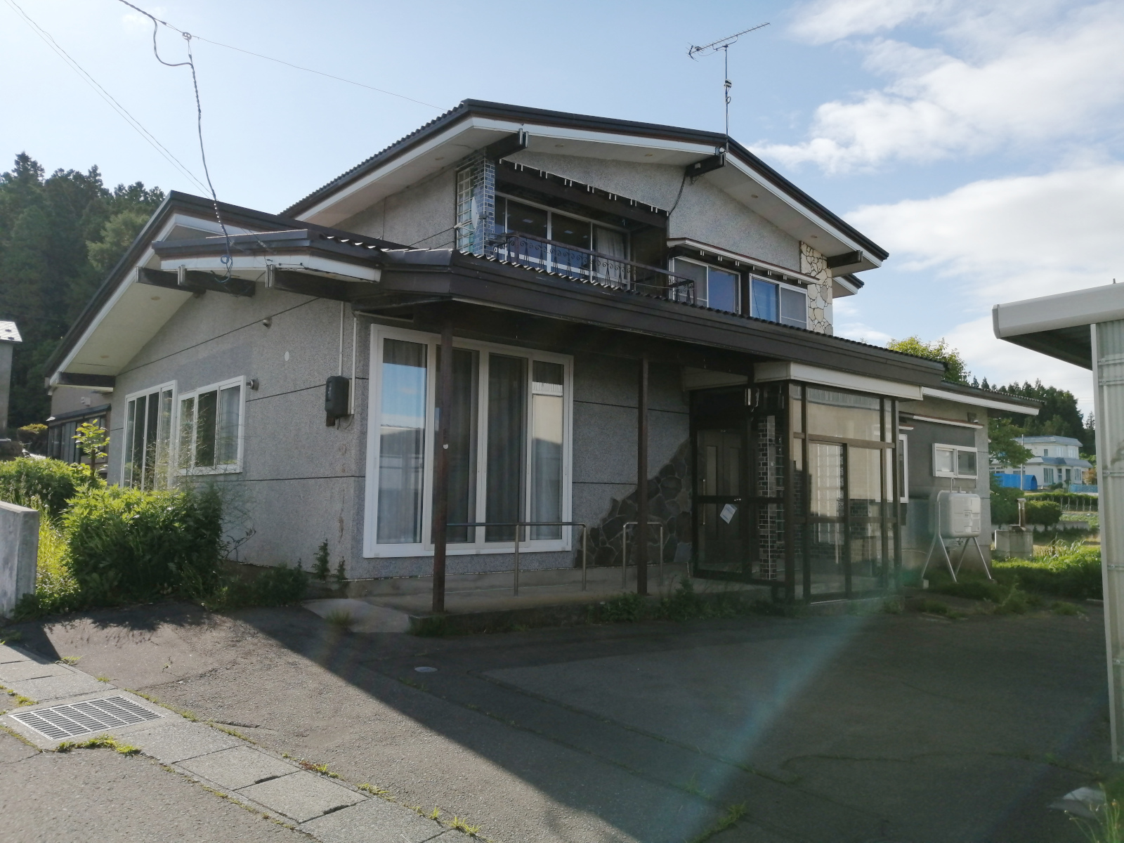 建物外観　緑豊かな環境で過ごしませんか？