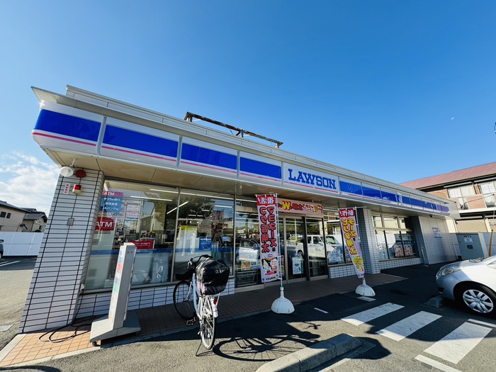 コンビニ　ローソン 茅ヶ崎鶴嶺参道（コンビニ）まで580m