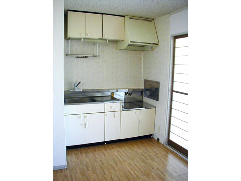 キッチン　※別室参考写真。