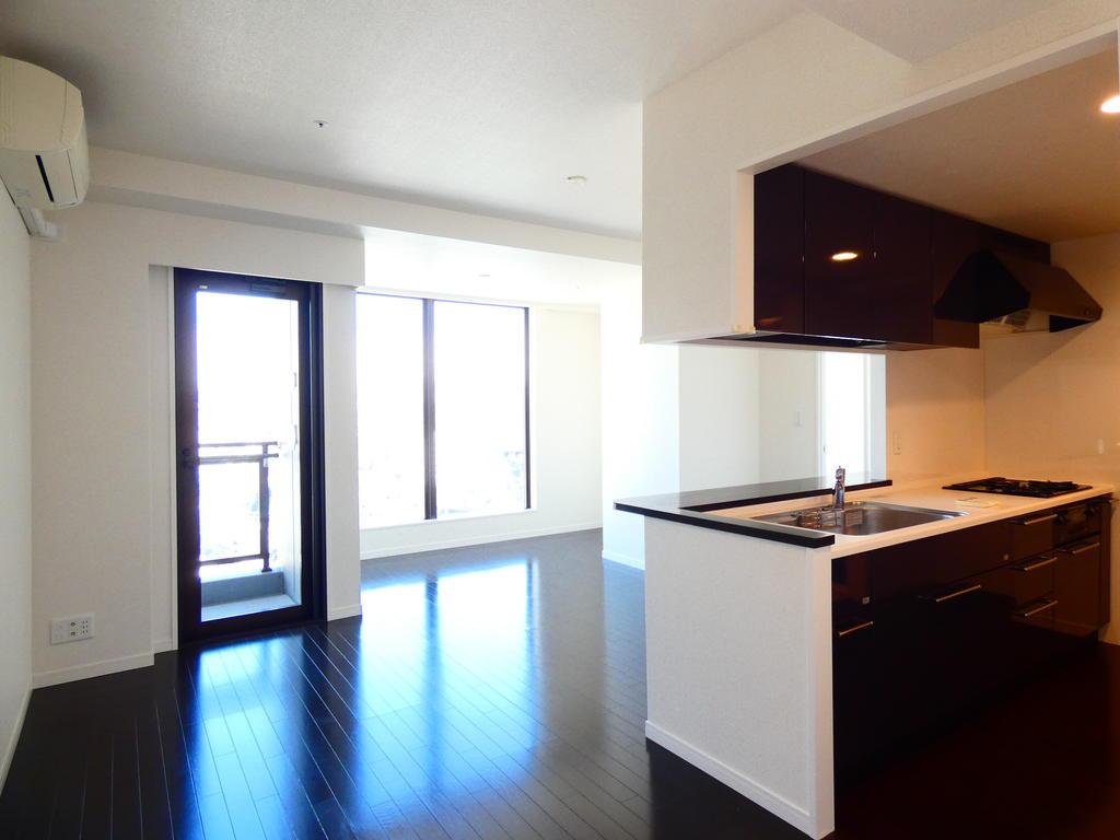 居室・リビング　居間