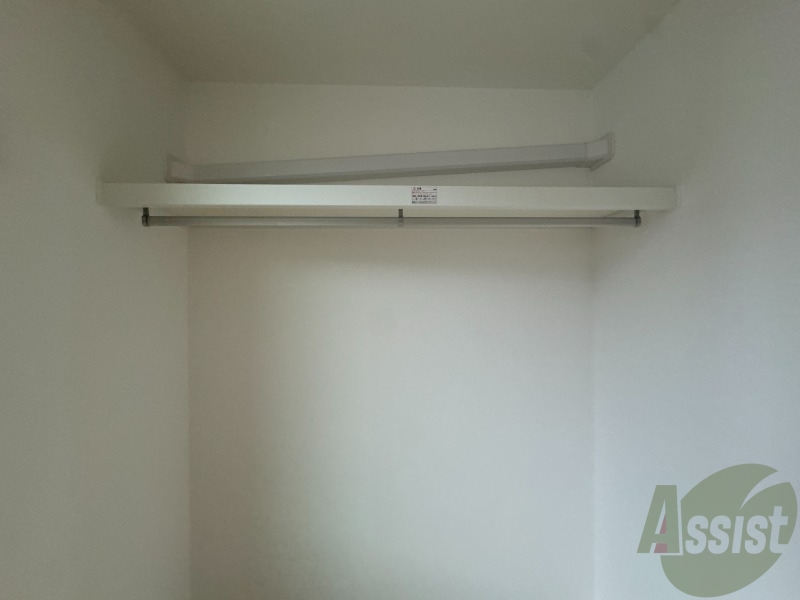 収納　洋室のクローゼット。広さは十分そうです。