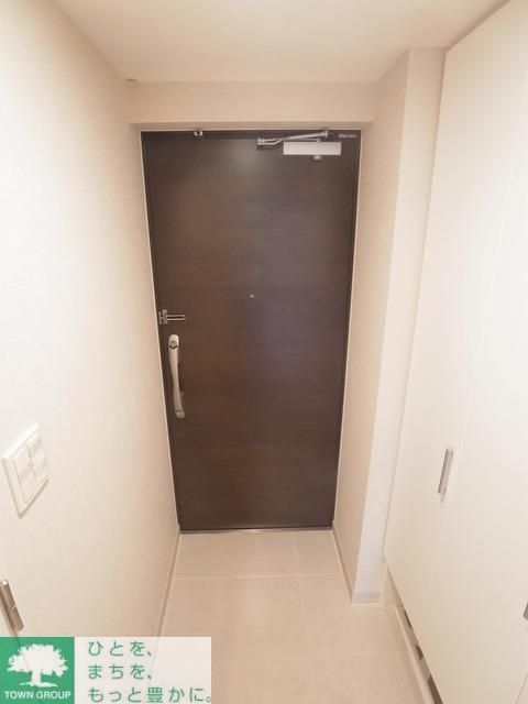 玄関　お部屋探しは株式会社　タウンハウジング　までお気軽にお問合…