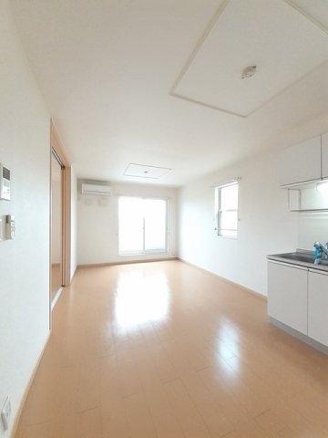 居室・リビング　ゆったり過ごせるリビングです