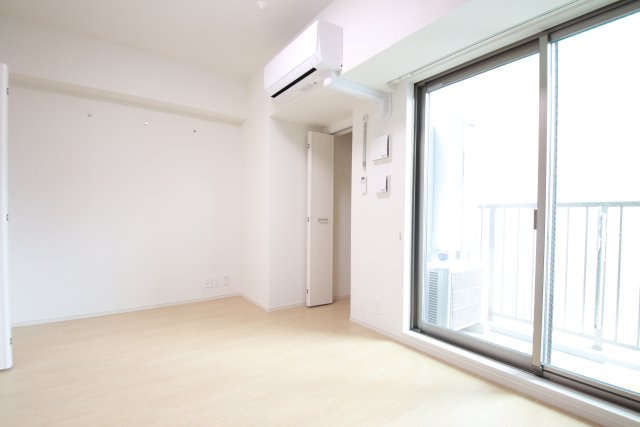 居室・リビング　※別室の参考写真の為、現況優先です。