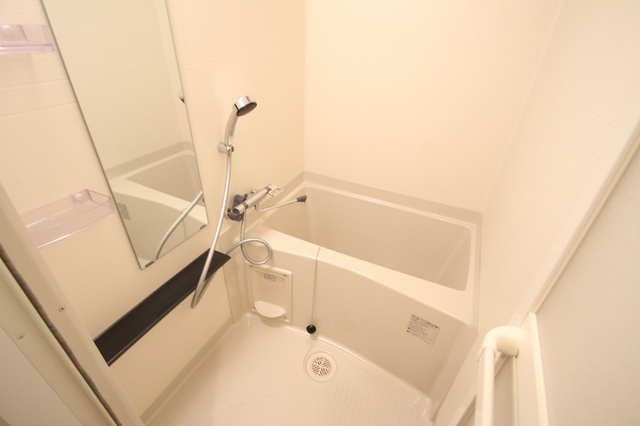 バス・シャワールーム　同間取の別室参考写真です。