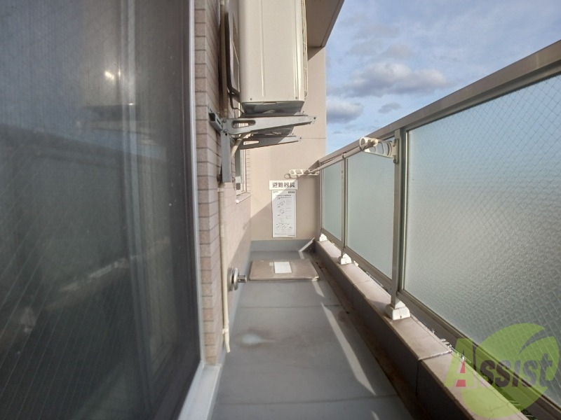 バルコニー　バルコニーが付いていますので一息ついてみてはいかがですか。