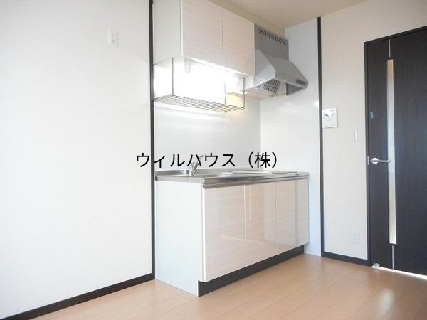 キッチン　レンジフード有り！