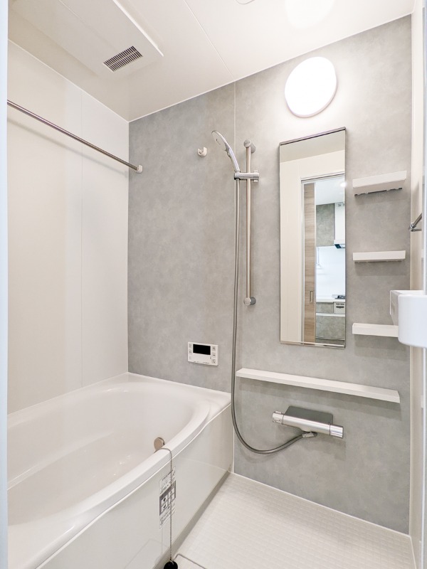 バス・シャワールーム　図面と現状に相違がある場合には現状を優先