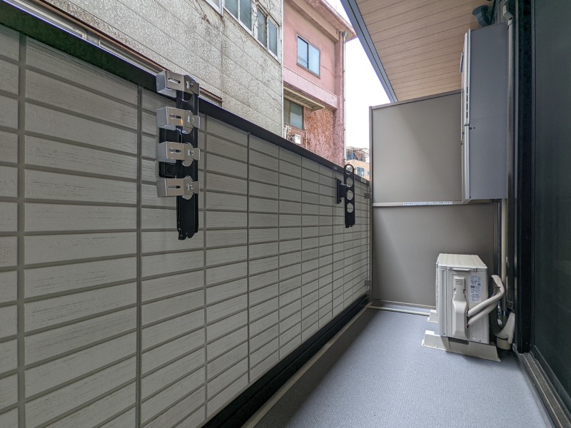 バルコニー　図面と現状に相違がある場合には現状を優先