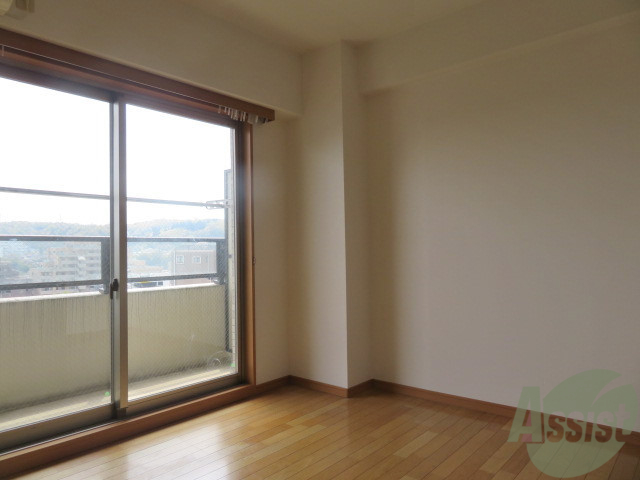 その他部屋・スペース　こちらは洋室を撮影しました。寝室にしましょう。